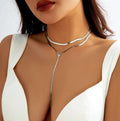 Collier Double Ras de Cou au Design Minimaliste